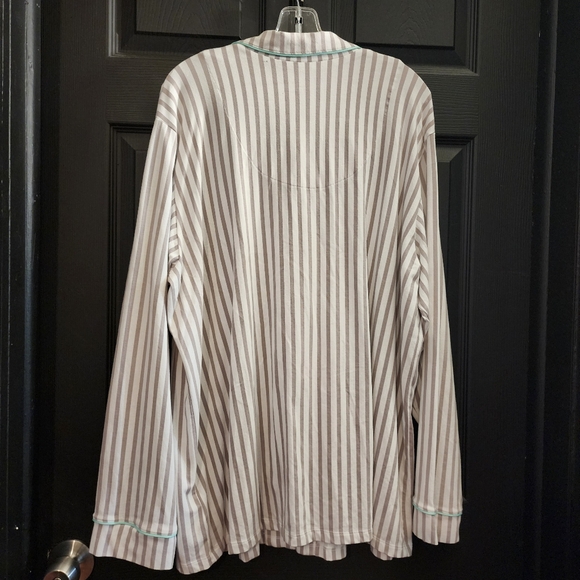 BedHead Pajamas Long-Sleeve Grey Striped Classic PJ Set in Mid Grey Stripe - Picture 7 of 16